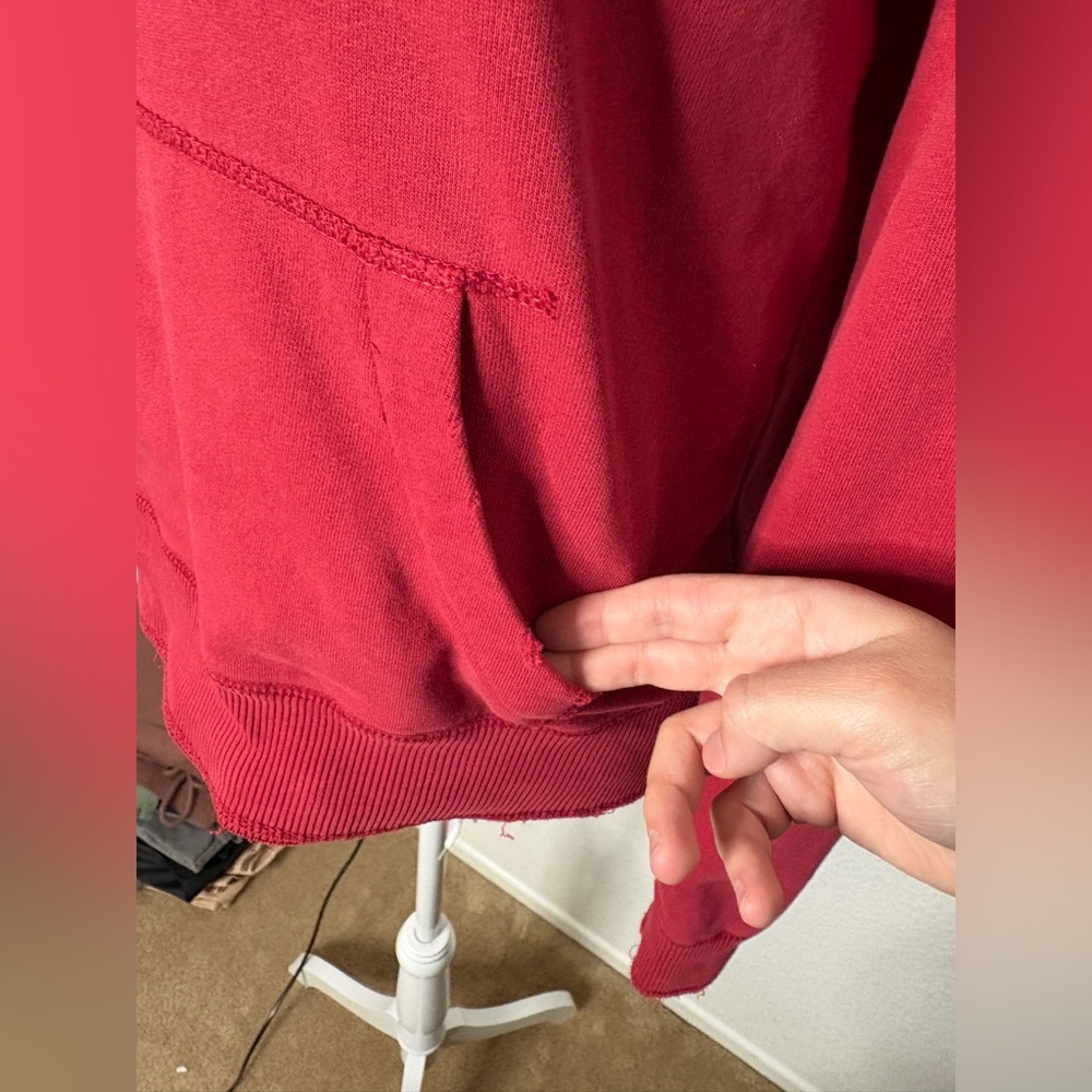 Aeropostale Red Gold Sequin Graphic Kangaroo Pocket Hoodie Y2K 2000s Fall Cyber - Picture 4 of 6